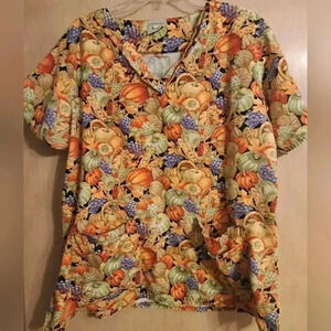 Cottonality Fall Thanksgiving Womens Scrub Top Multicolor XL Vegetables & Fruits